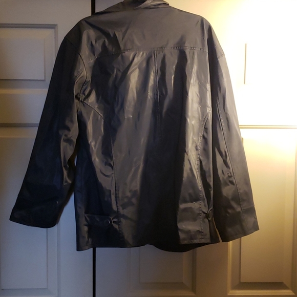 Jacket - Picture 3 of 3